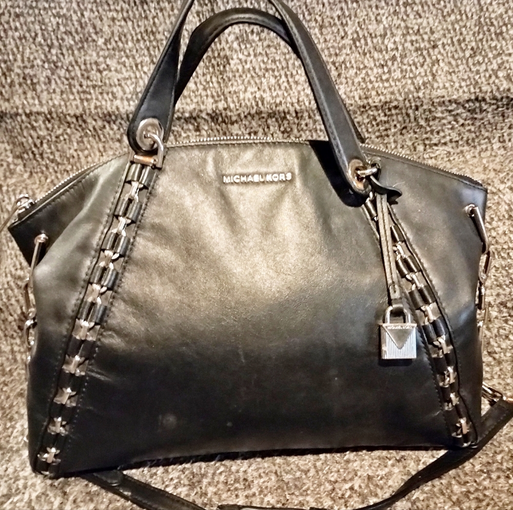 Michael Kors leather purse $OLD